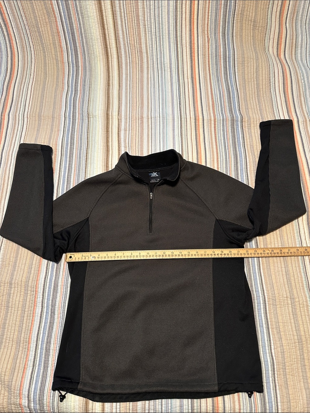 ZeroXposur Men's Black and Green Half-Zip Sweater - Picture 2 of 5